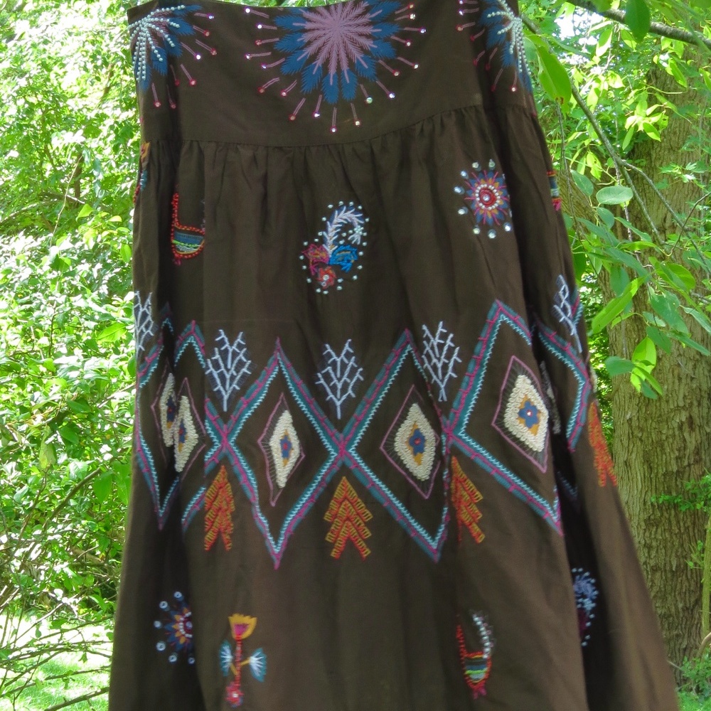 American Rag Cie Embroidered Cotton Skirt - Sz 3